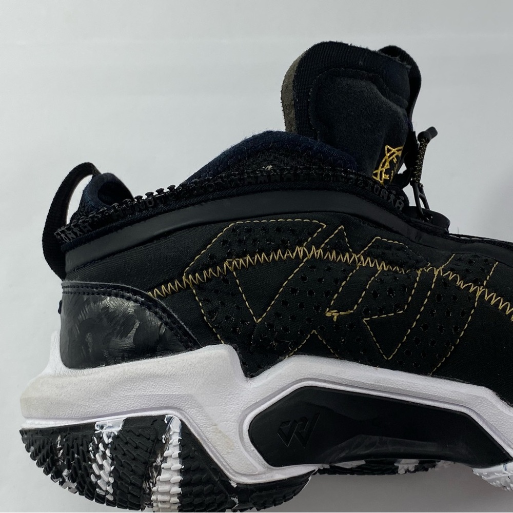 JORDAN Why Not Zero 0.6 Black Gold White Men’s 9 Basketball Sneakers DO7189-071 - Picture 10 of 16